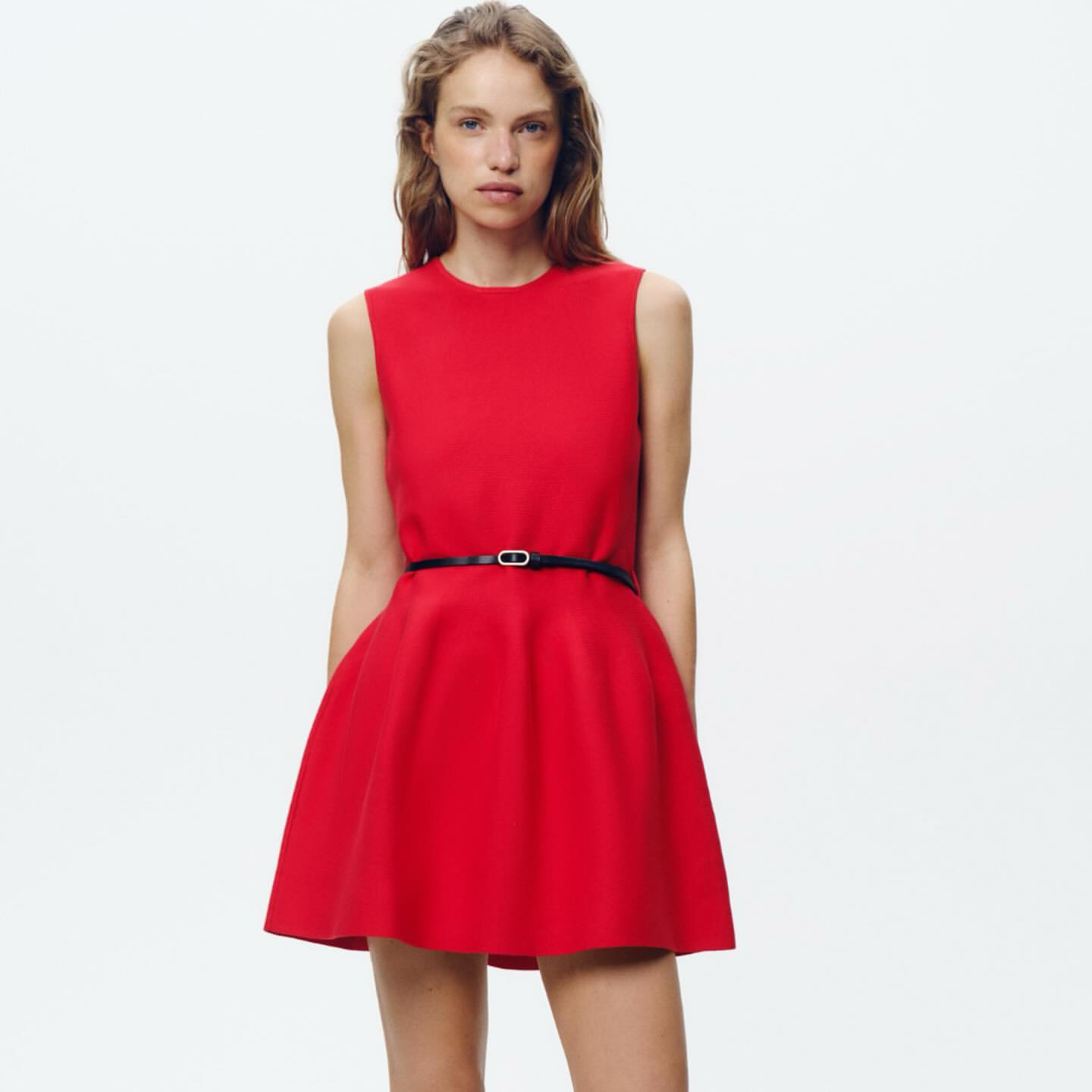 Vestido mini de malha com cinto - Zara