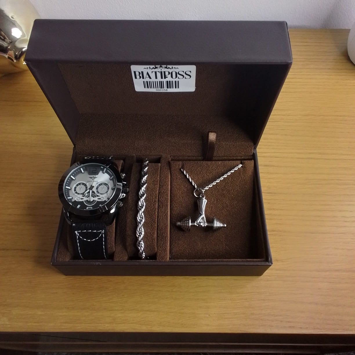 Conjunto Masculino Inoxidável - Relógio, Pulseira e Colar