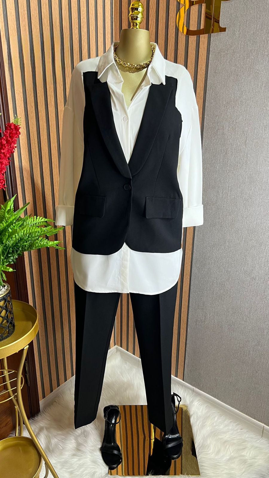 Total look Executivo de 2 Peças - Colete e Calças - Made in Italy