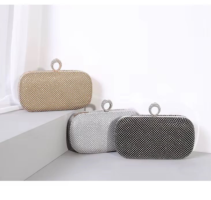 Carteira Clutch Metalizada com Cristais