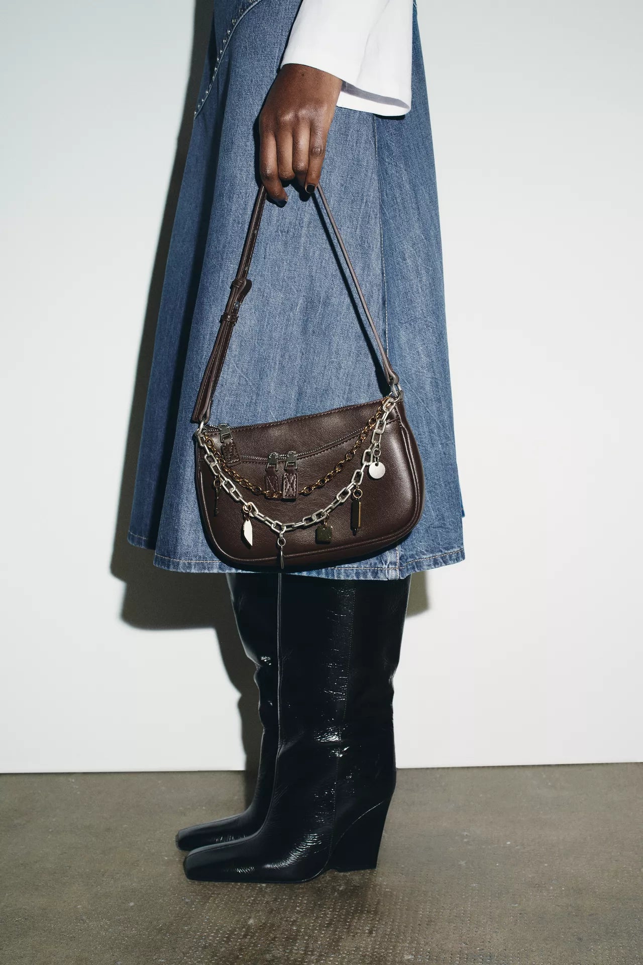 Bolsa mini com detalhe charme - Zara