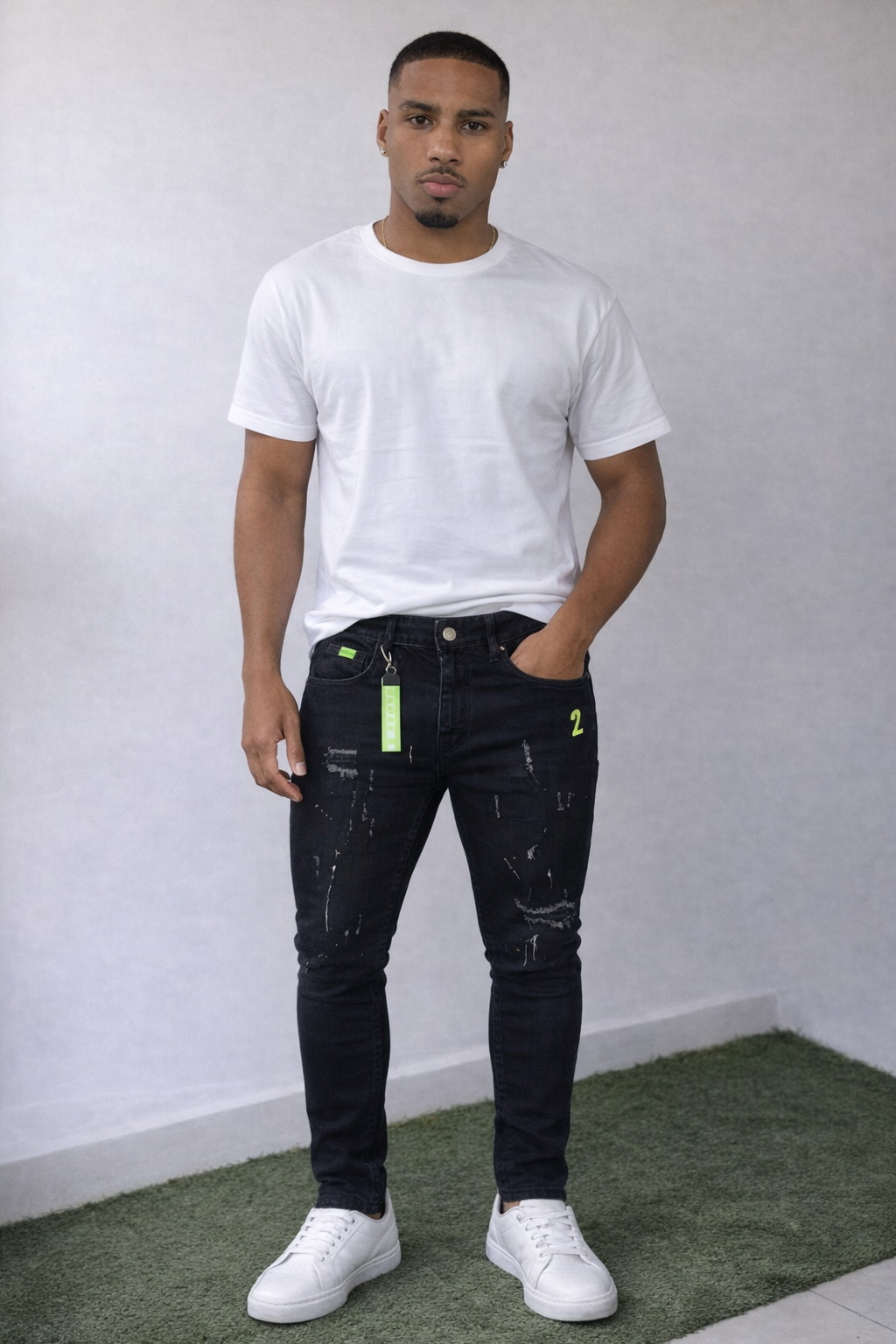 Calça Jeans Masculina Preta Rasgada