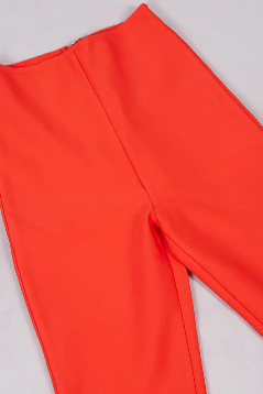 Conjuto miss circle vermelho com penas