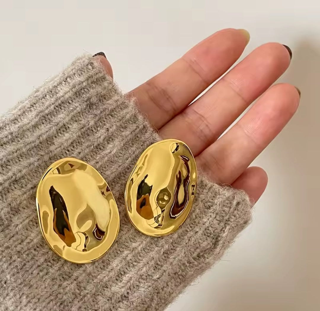 Brinco Irregular Aço